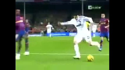 Carles Puyol Vs Real Madrid (29.11.2009)