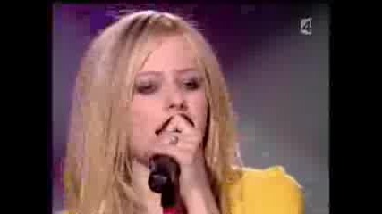 Avril Lavigne - Girlfriend Live