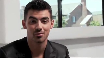 Поглед зад колисите на видео на Joe Jonas - See No More