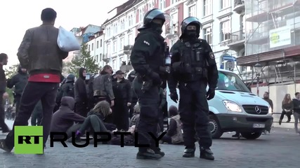 Полицейско насилие срещу протестиращи в Хамбург