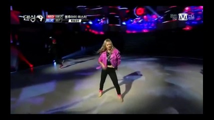 Kai, Lay & Hyoyeon - Centipede + Coco [28.09.2013]