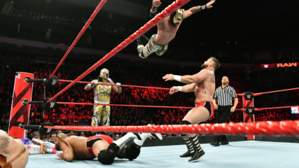 Lucha House Party vs. The Revival - Lucha House Rules Match: Raw, Nov. 26, 2018