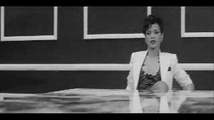 Rihanna: A thousand lies have made me colder . 