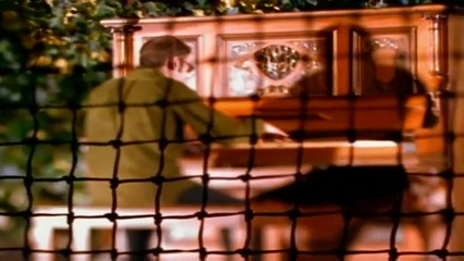 Hd Oasis- Don't Look Back In Anger (official Video) 720p