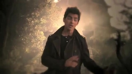 Jonas Brothers - Invisible! (official video music) (hq) 