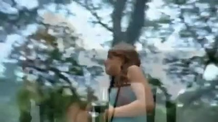 Miley Cyrus - When i look at you +hq
