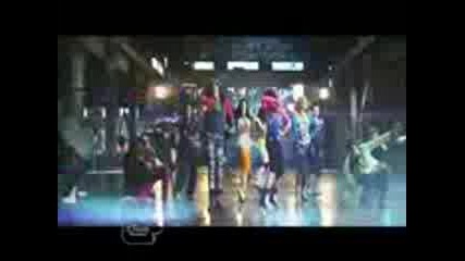 Oficialnoto video na Bela Torn i Zendaia - Watch Me