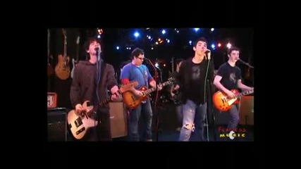 Jonas Brothers - Mandy - Live on Fearless Music