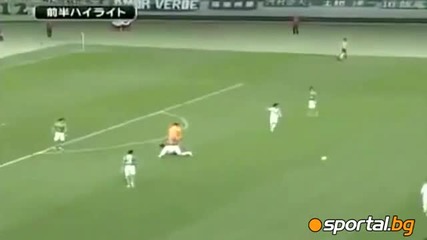 Червен картон след 5 секунди игра в Япония xd