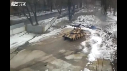 Дрифт с танк ... руски стил !!!