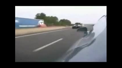Audi R8 vs Bugatti Veyron 