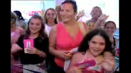 Sabrina Bryan Meets Fans