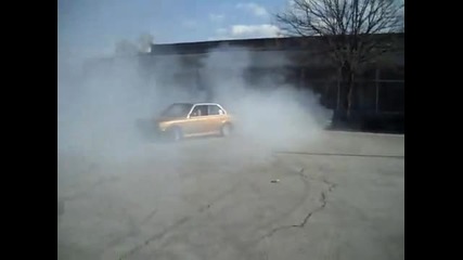 Crazy Drift Show With Bmw e30 !!!