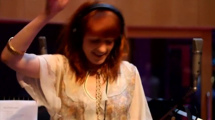 Florence + The Machine - What The Water Gave Me