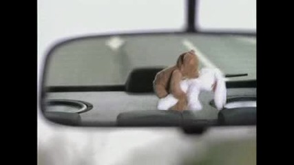 Реклама - Мече и заек правят секс