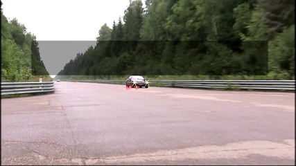 Ford Mustang vs Mercedes Benz Cl65 Amg Evotech