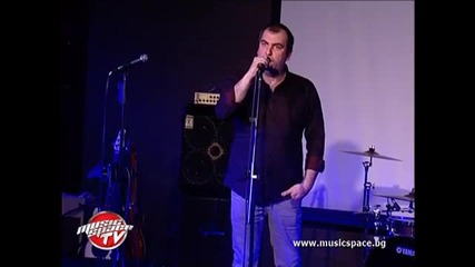Остава представиха видеото "Лека нощ" със звезда от "Под прикритие"