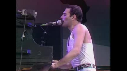 Queen- We Will Rock You and We Are The Champion (live)