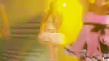 Miley Cyrus - Live At The O2 Arena In London 