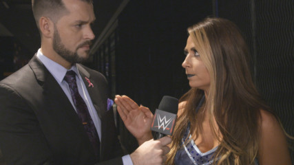 Emma on why everyone should be talking about her, not Asuka: WWE.com Exclusive, Oct. 9, 2017