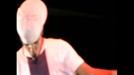 На живо ... ! Джъстин Бийбър - " Runaway Love "