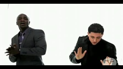 Akon - Beautiful