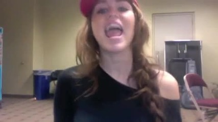 Miley Cyrus - Good - bye Twitter 