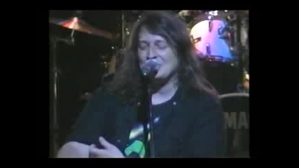 Savatage - Tonight he Grins Again - превод 