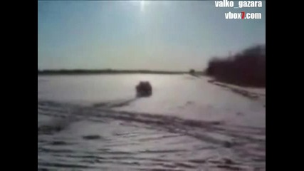 Луд с пикап - голям скок