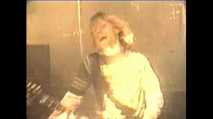 Nirvana - Smells Like Teen Spirit 