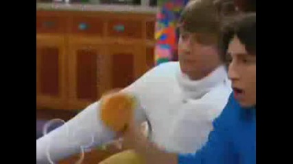 Hannah Montana - Once, Twice, Three Times Afraidy - Part 23