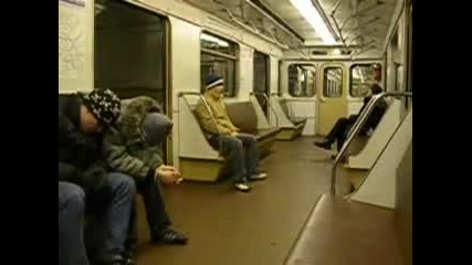 Руснаци в метро :d