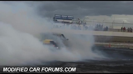 Black Camaro at The Ultimate Burnout Challenge 2009