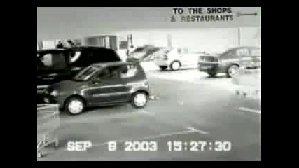 Внимание! Жена зад волана ! Смяххххххх 