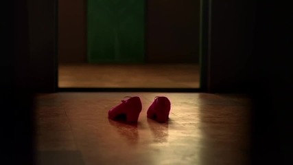 Iu - The red shoes
