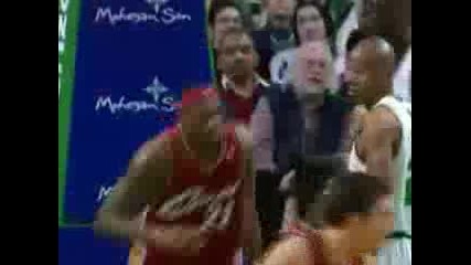 Lebron James feat Paul Wall & Al Fatz - Main Attraction 
