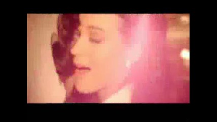 Katy Perry - I Kissed A Girl