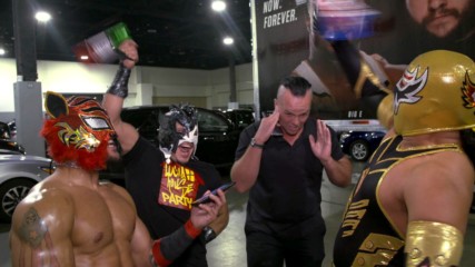 Lucha House Party shut down a hater: WWE.com Exclusive, May 22, 2018