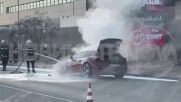 Луксозна кола изгоря на Околовръстно шосе