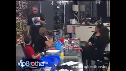 Vip Brother 3 Ицо разказва виц на Преслава,  Петя и Мария