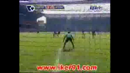 Евертън 0 : 2 Гоол На Торес