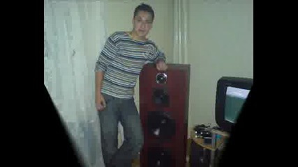 Sng And. Deni4ka - Molq Te Ne Tyji