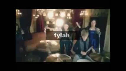 Demi Lovato And Selena Gomez - One and the same