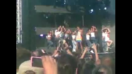 Ani Hoang-da Si Pravim Shtastie 2012