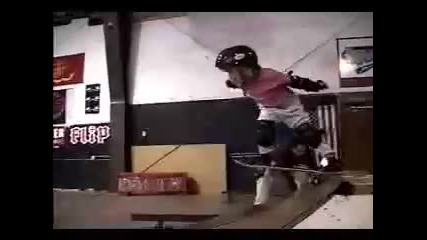 5 year old skate girl 