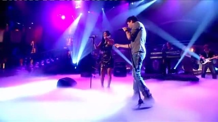 Enrique Iglesias ft. Nicole Scherzinger - Heartbeat ( Paul Ogrady Show - 17th September 2010 )