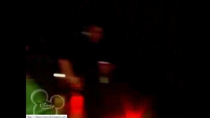 Hannah Montana_miley Cyrus Bobw 2d concert part 3(dl)
