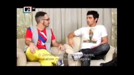 Especiais Mtv_ Jonas Brothers no Brasil (28_12_10) Parte 02_02