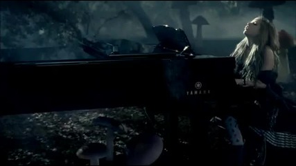 Avril Lavigne - Alice