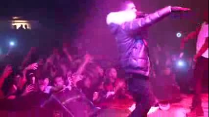 Asap Rocky Brings Out Drake in Toronto (hustlegrl.com)